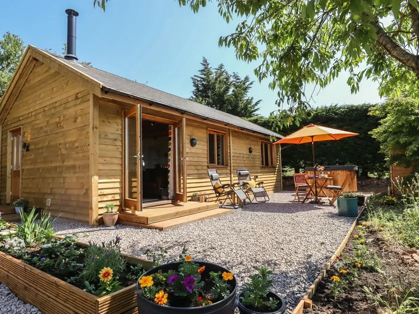 Nelli Lodge at Mile End - Image 1
