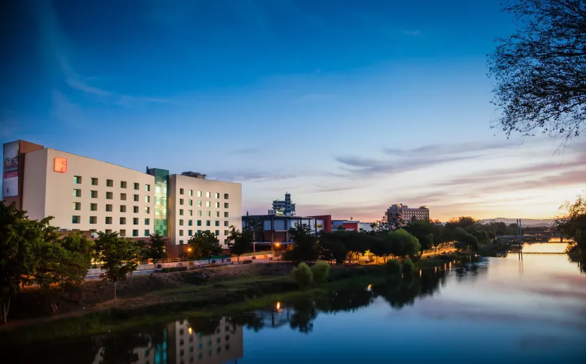 Fiesta Inn Culiacan - Image 1