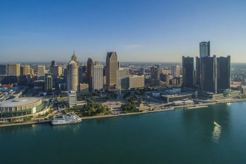 Detroit Marriott at the Renaissance Center - Image 1