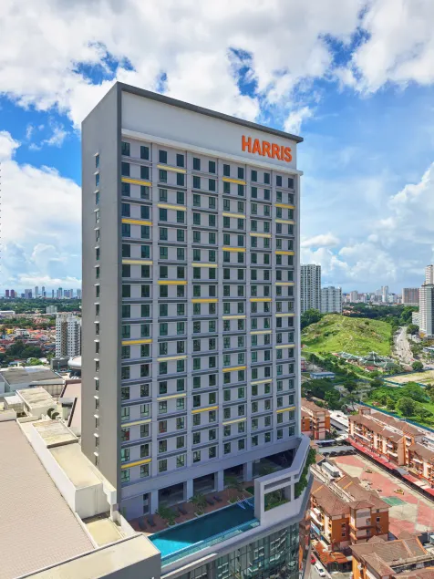 Harris Hotel & Conventions Sunshine Penang - Image 1