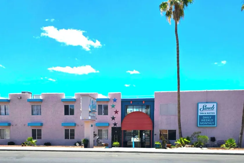Sands Inn & Suites Lake Havasu City - Image 1