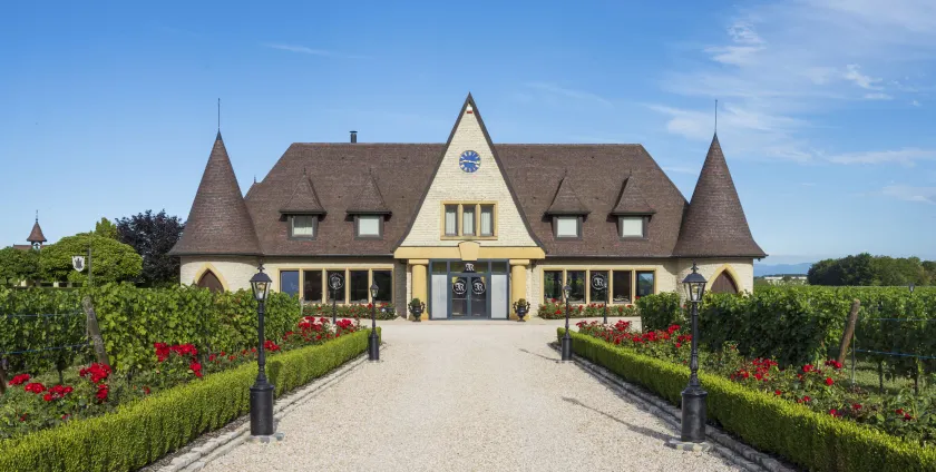 CHATEAU R - Image 1