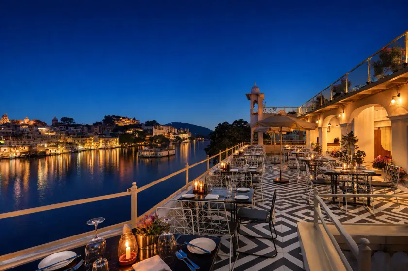 Sarovar - Lake Facing Boutique Hotel On Lake Pichola - Image 1
