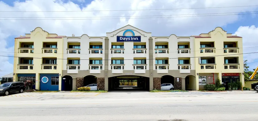 Days Inn Guam - Tamuning - Image 1