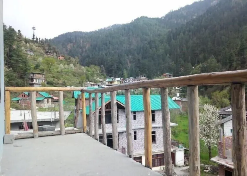Jibhi Cottage - Image 1