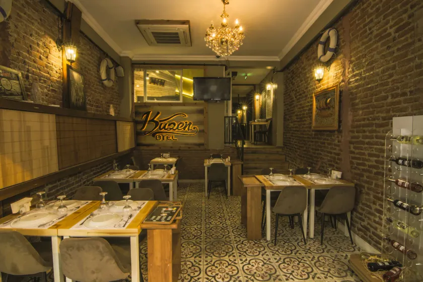 Kuzen Otel - Hall