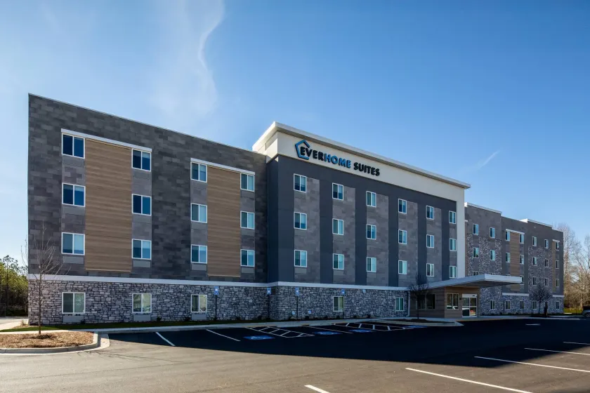 Everhome Suites Atlanta Newnan - Image 1