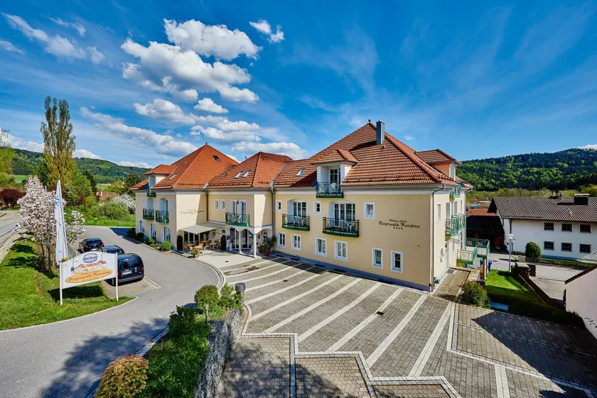 AKZENT Hotel Bayerwald-Residenz - Image 1
