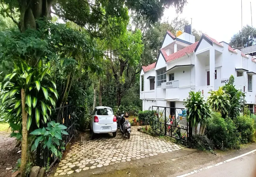 iSTAYS - Loop Road Yercaud - Image 1
