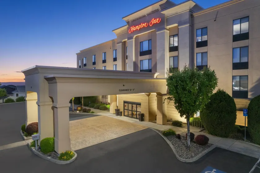 Hampton Inn Pendleton - Image 1