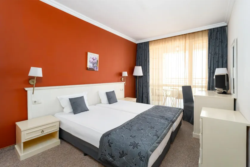 Festa Pomorie Resort - Image 1