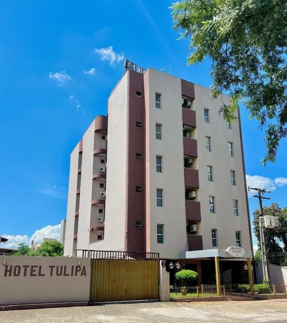Tulipa Hotel - Image 1