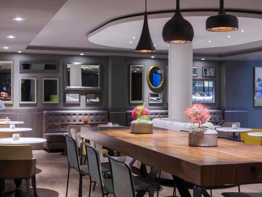 Mercure Madrid Centro - Image 1