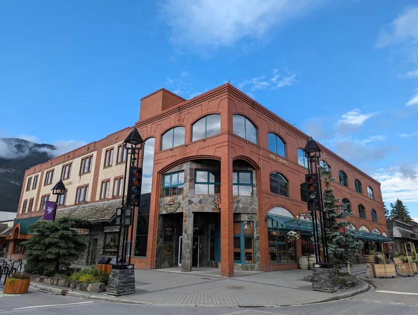 King Edward Hotel - Image 1