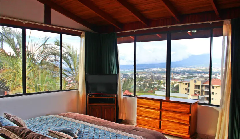 Casa Reflejos City View - Image 1
