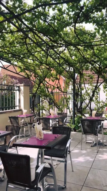 Suites Conviviales la Vignette - Image 1
