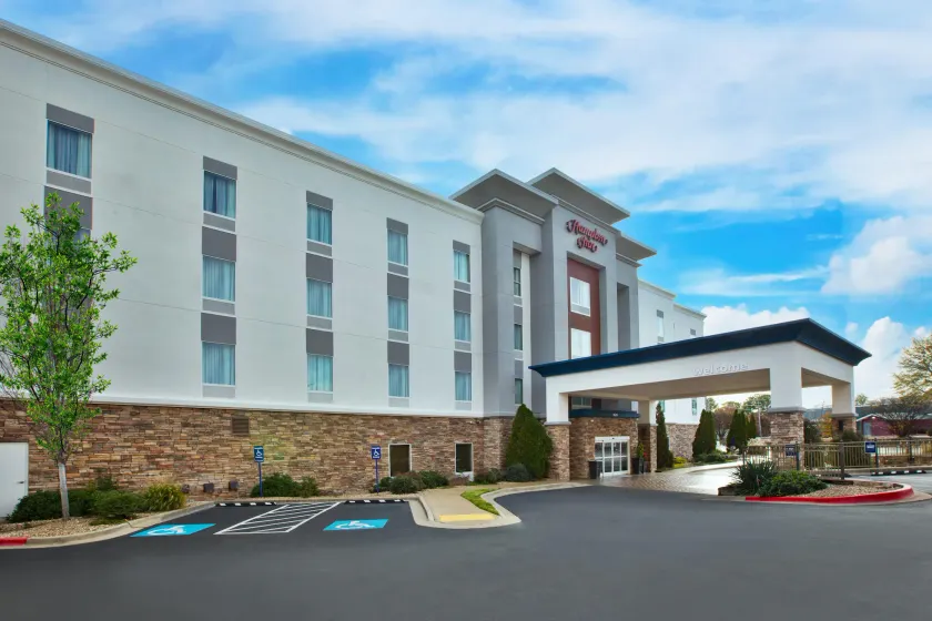 Hampton Inn North Little Rock McCain Mall - Image 1