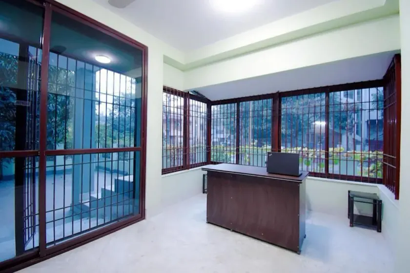 OYO Retro Residency - Lobby
