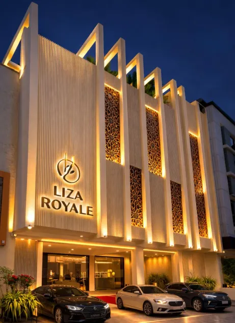 Liza Royale Hotel  - Image 1