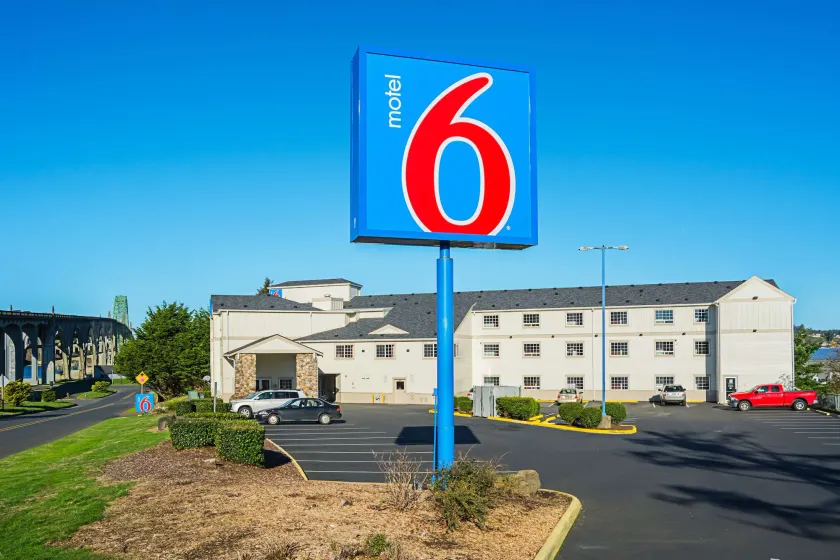 Motel 6-Newport, OR - Image 1