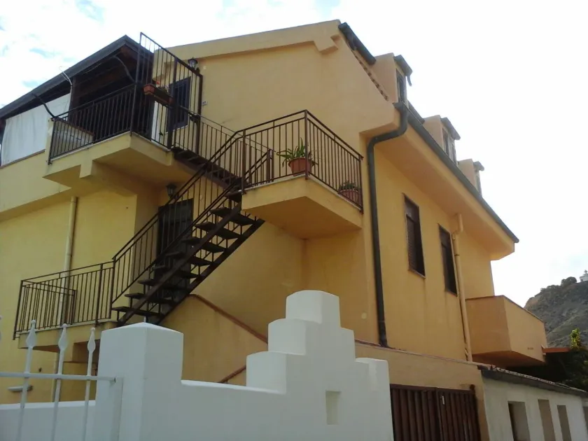 Apartment Direct to the Beach of Scala Dei Turchi - Image 1
