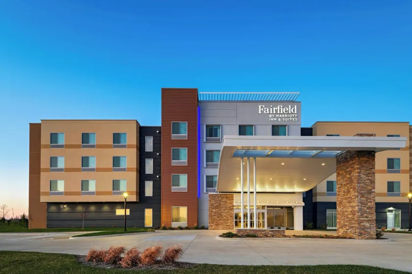 Fairfield Inn & Suites Dixon - Image 1