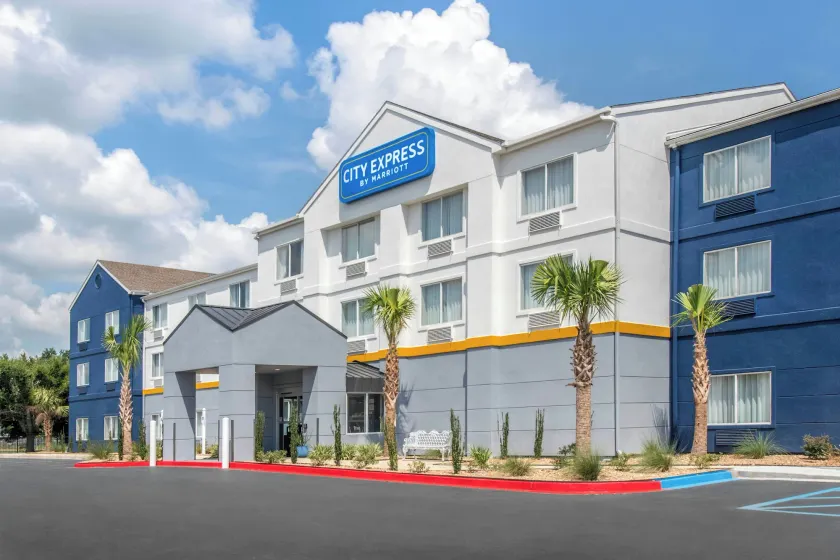 City Express by Marriott Lafayette - Image 1