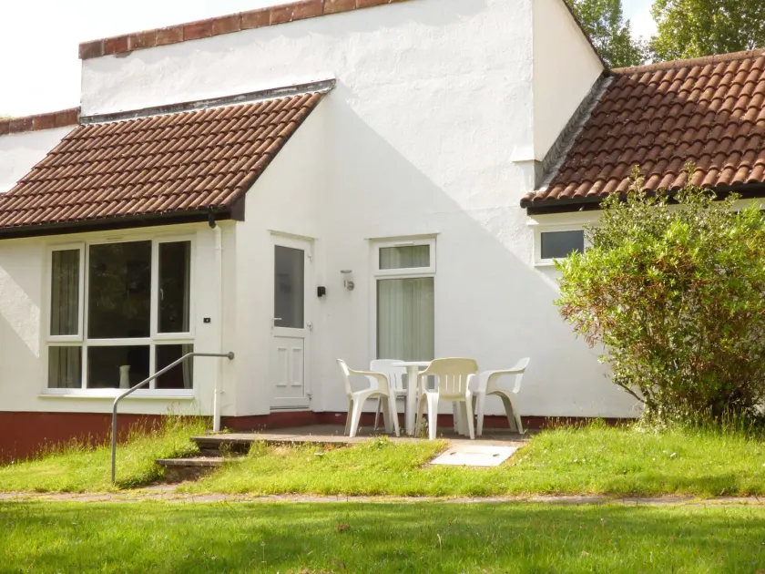 4 Manorcombe - Image 1
