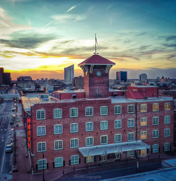 Hotel at Old Town - Image 1