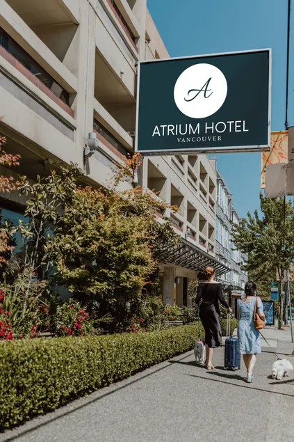 Atrium Hotel Vancouver - Image 1
