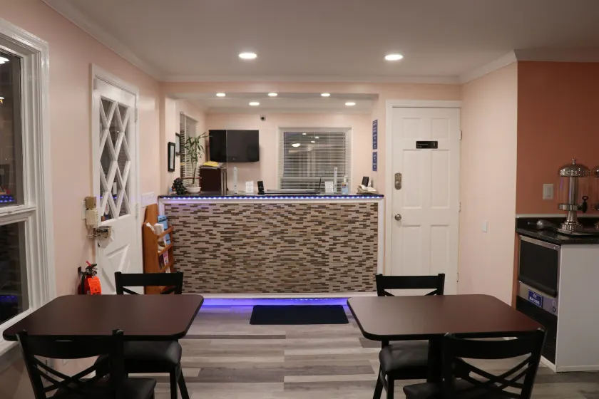 Elite Inn - Coin salon dans le hall