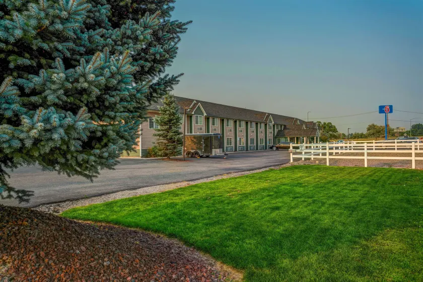 Motel 6-Idaho Falls, ID - Snake River - Image 1