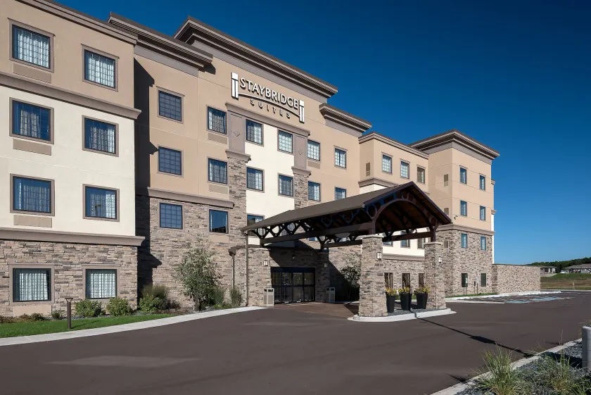 Staybridge Suites Eau Claire - Altoona by IHG - Image 1