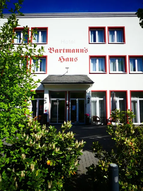 Bartmanns Haus & Schwan GmbH - Image 1