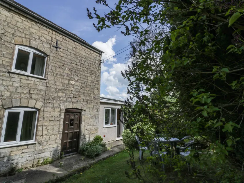 1 Westcroft Cottage - Image 1