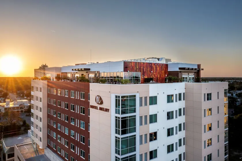 Hotel Melby Downtown Melbourne, Tapestry Collection by Hilton - Image 1
