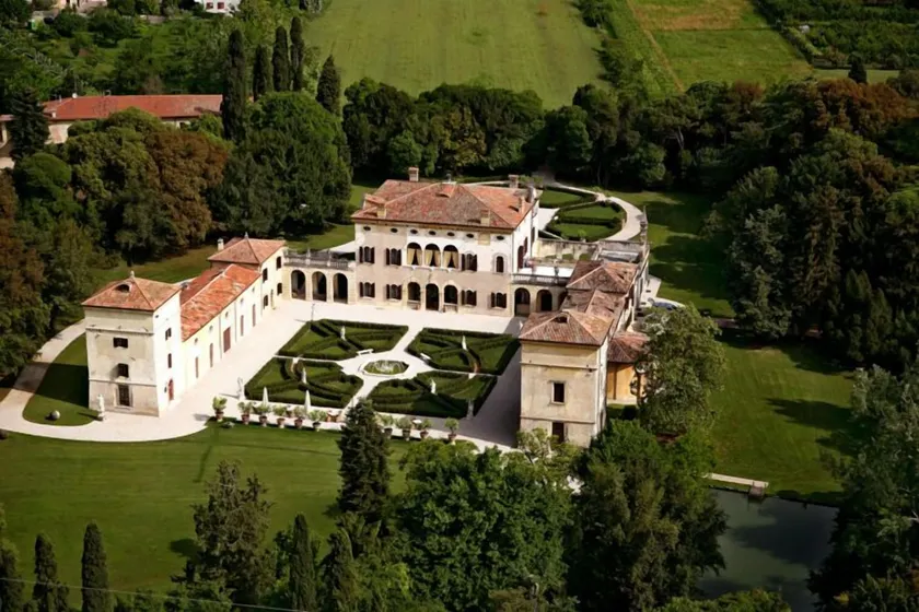 Hotel Villa Giona - Image 1