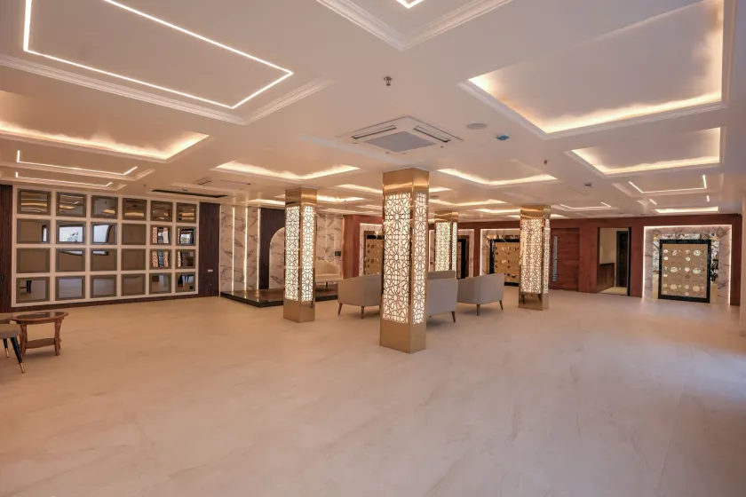 Hotel Madhuram inn - Lobby