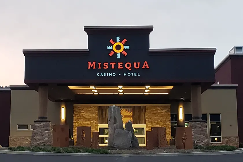 Mistequa Casino Hotel - Image 1