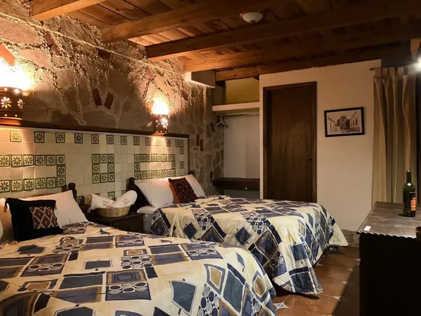 Hotel & Cava La Parroquia - Image 1