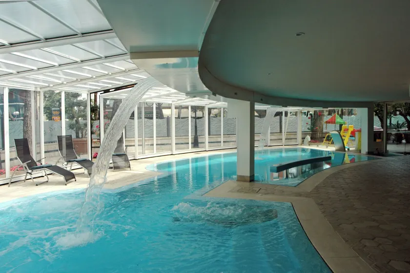 Hotel Globus - Image 1