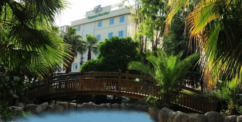 Ziyapasa Park Hotel - Image 1