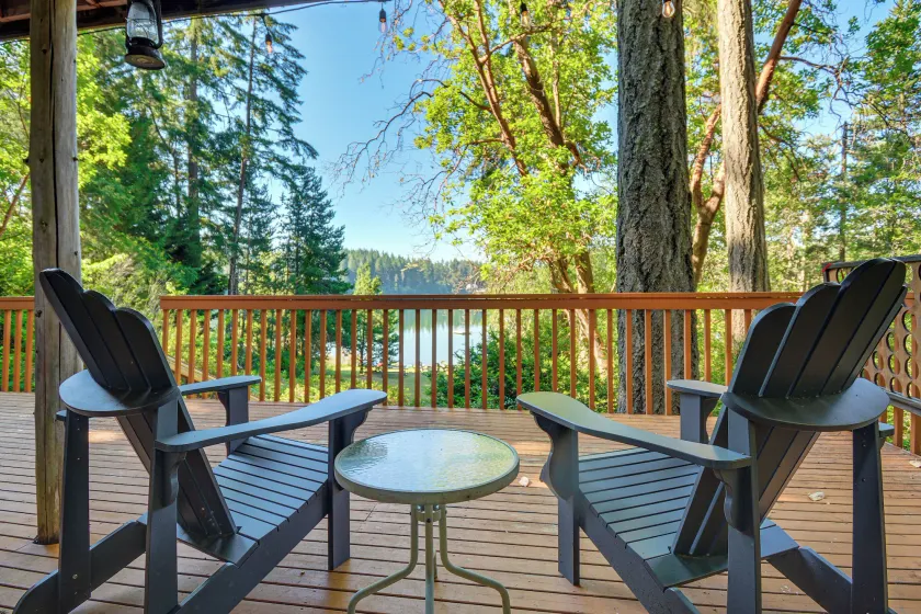 Port Orchard Lakefront Cabin w/ Fire Pit & Grill! - Image 1