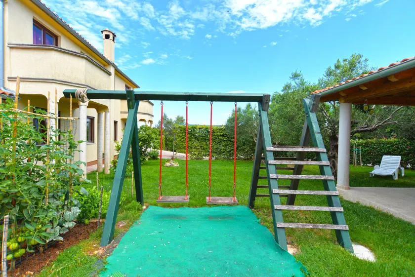 Apartment 739 - Image 1