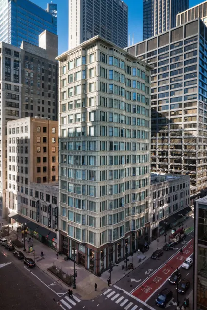 Staypineapple, An Iconic Hotel, The Loop - Image 1