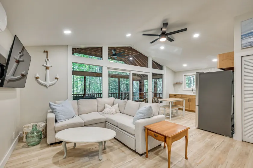 Screened Porch w/ Lake View! Tolland Family Haven - Image 1