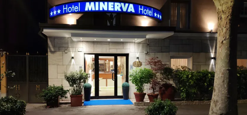 Hotel Minerva - Image 1