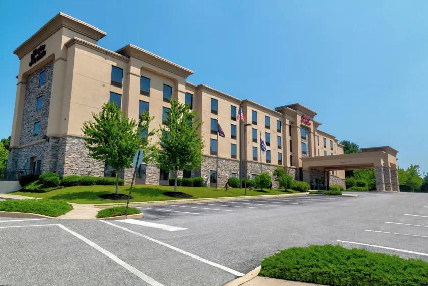 Hampton Inn & Suites Chadds Ford - Image 1