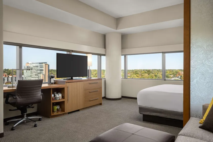 Hyatt Place Iowa City Downtown - Image 1