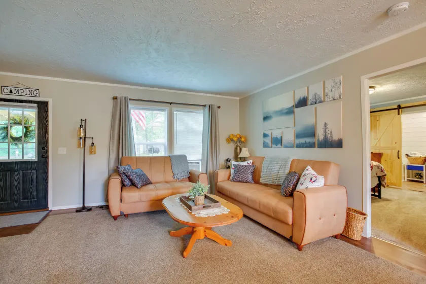 Spacious Wellston Home Near Hiking & Skiing! - Innvendig